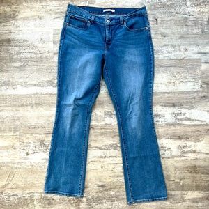 Levi’s 415 relaxed bootcut jeans
